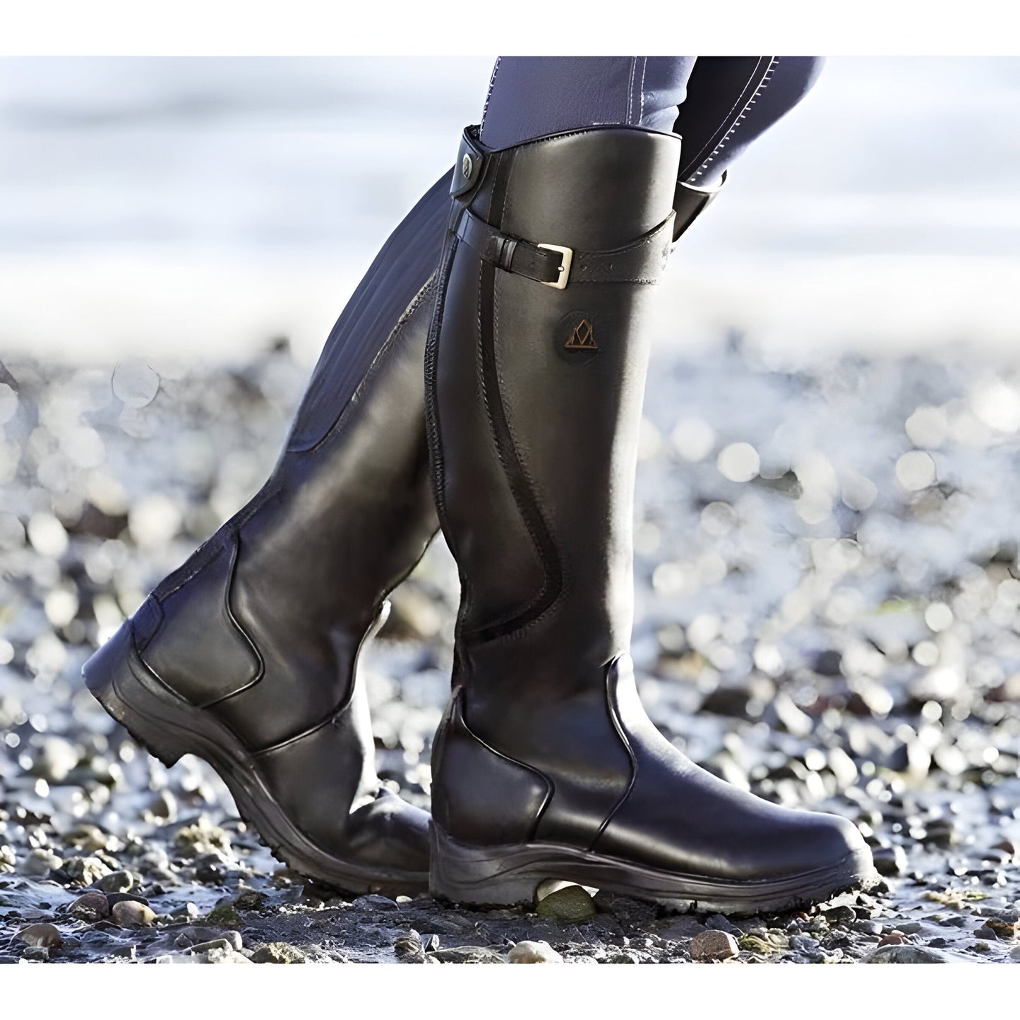 Kniehoge Winterlaarzen voor Dames – Elegantie en Warmte in Britse Stijl