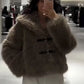 Dames Faux Fur Winterjas – Bruine Kunstbont Jas met PU Riem en Knopen