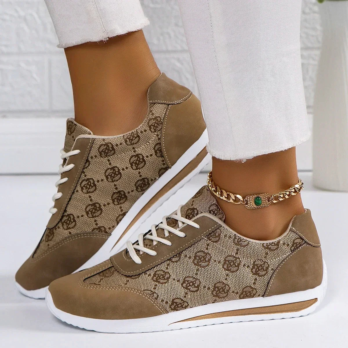 Dames Sneakers – Comfortabel & Ademend met Dikke Zool